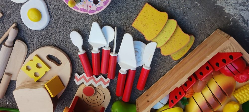 Огромен комплект дървени играчки