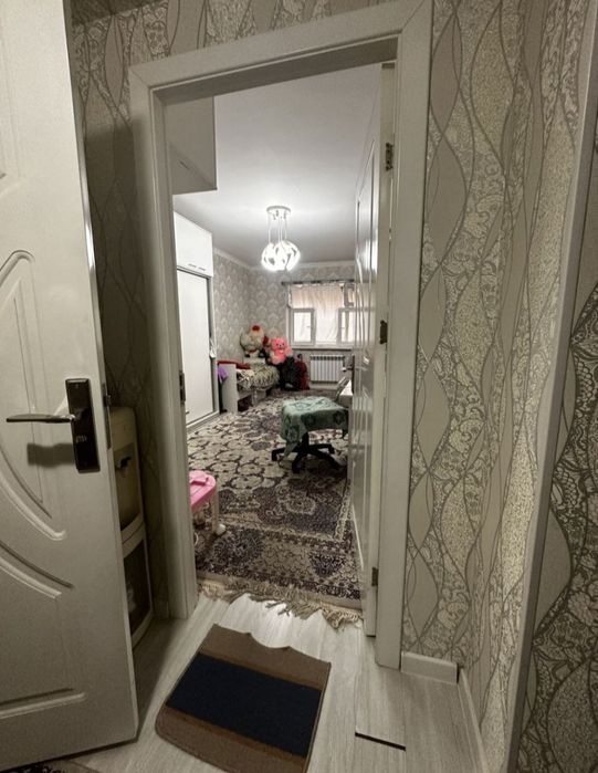 Срочна сотилади Янги хаёт Новостройка 3хона 1-етаж Факат нахтга