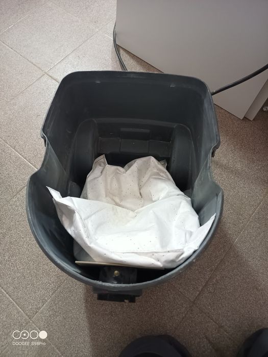 Прахосмукачка  Karcher