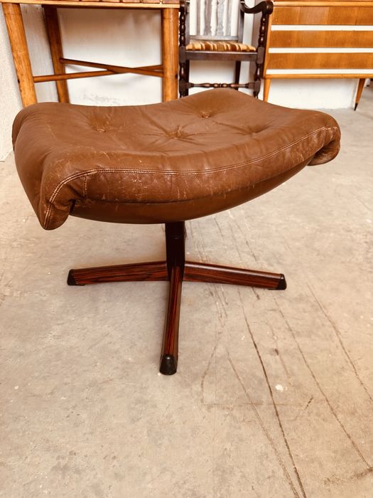 Датска въртяща се кожена табуретка (Ottoman) – Danish Modern, 70-те години