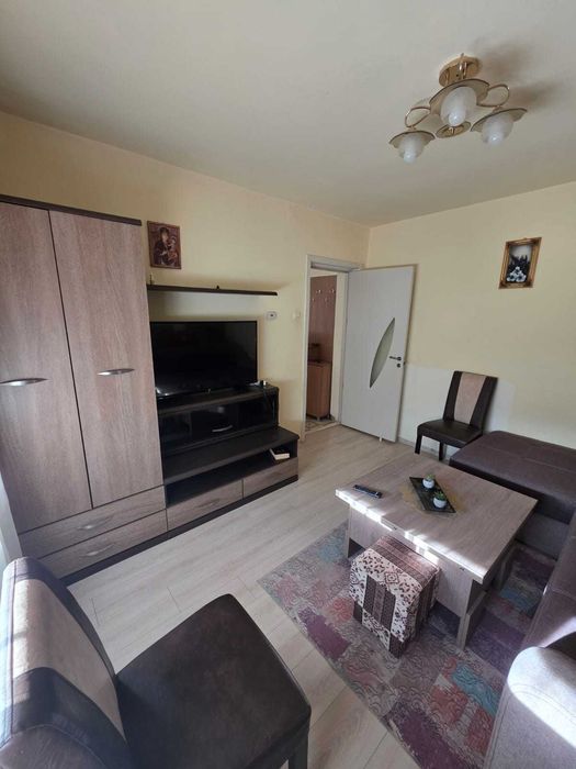 Apartament de inchiriat