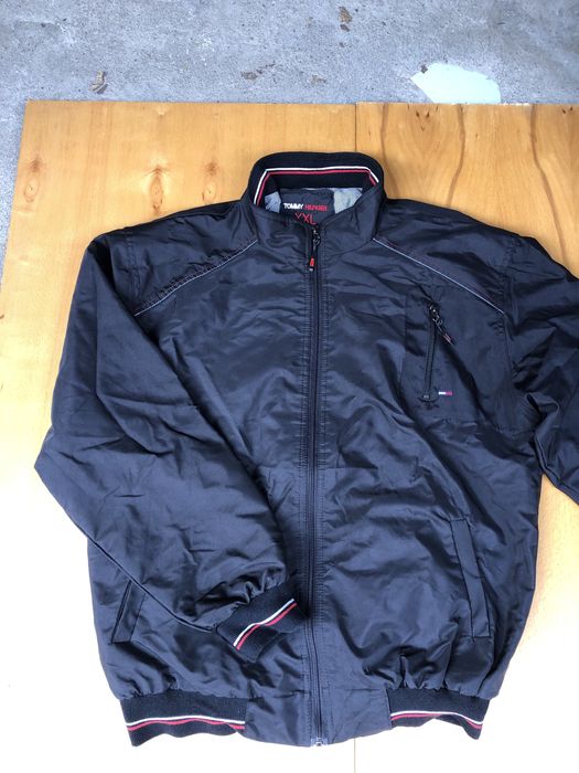 Грейки,ветровки,шапки и чантички