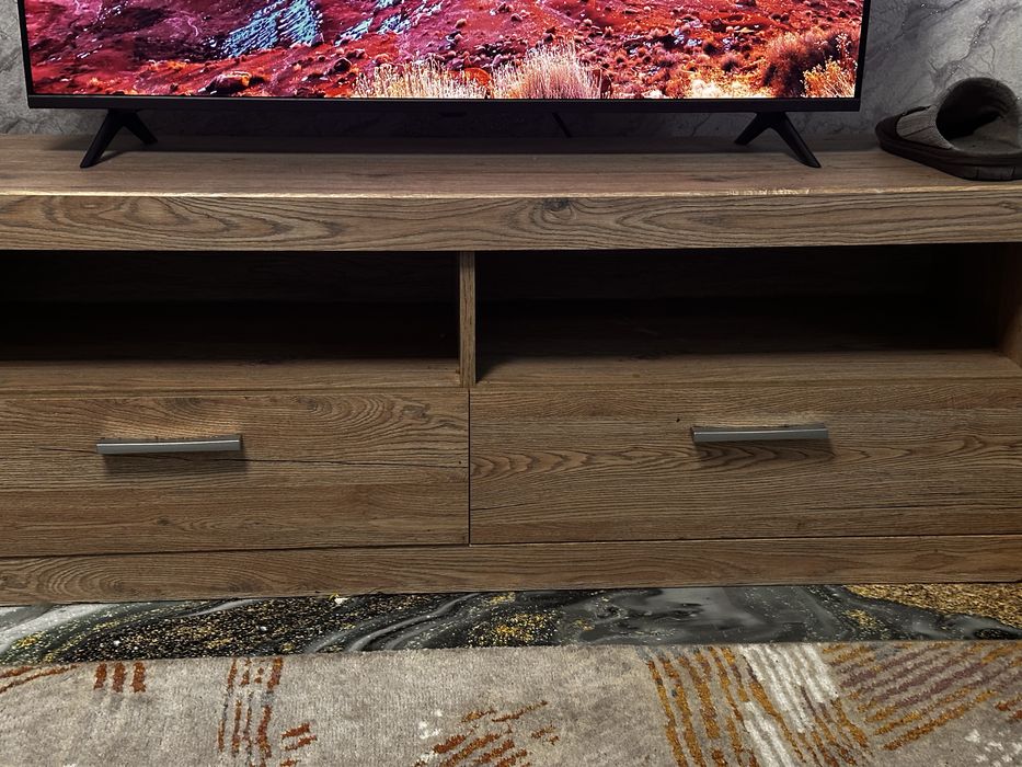 Тумбочка под Телевизор