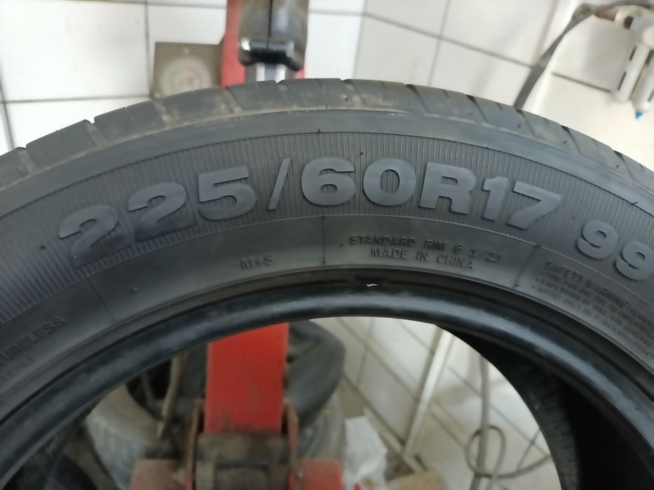Продам два баллона на 17