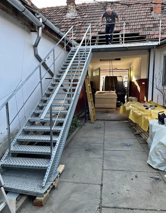 Scari zincate profesionale