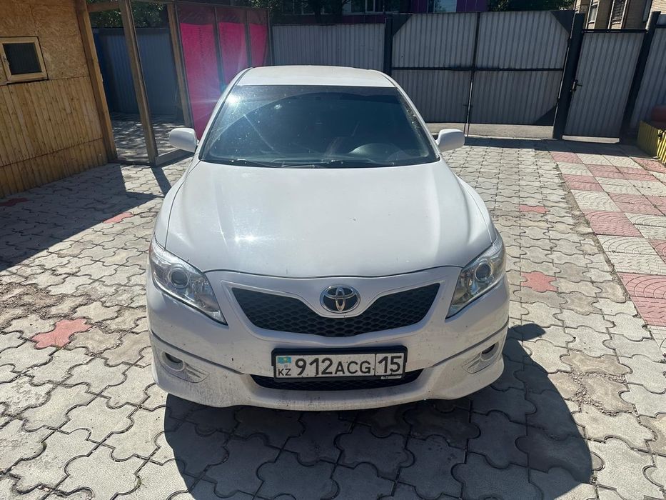 Продам камри объём 2.5
