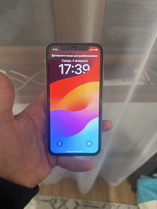 Продам iphone 11