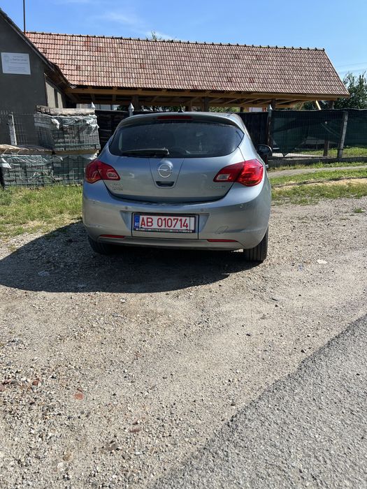 OPEL Astra 2014 — imagine 3
