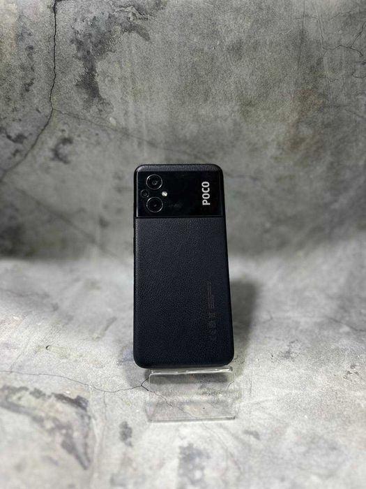 смартфон  Xiaomi Pocophone M5