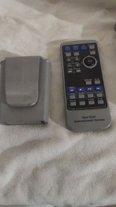 Монитор потолочный от  Toyota Alphard