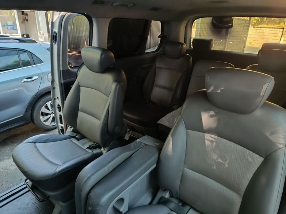 Hyundai Grand Stareks