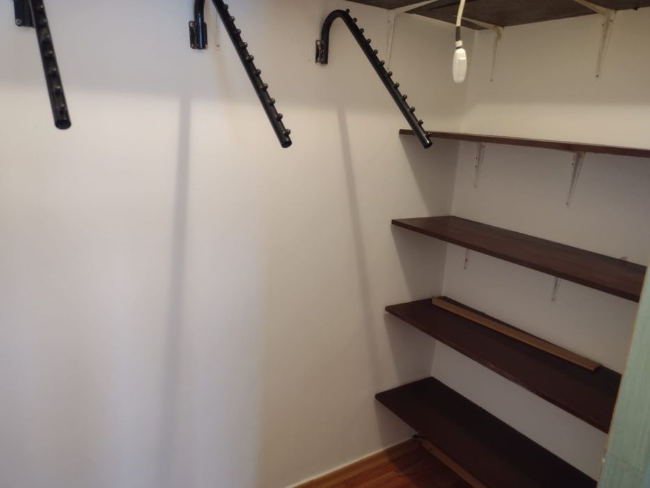 Apartament cu două camere de închiriat