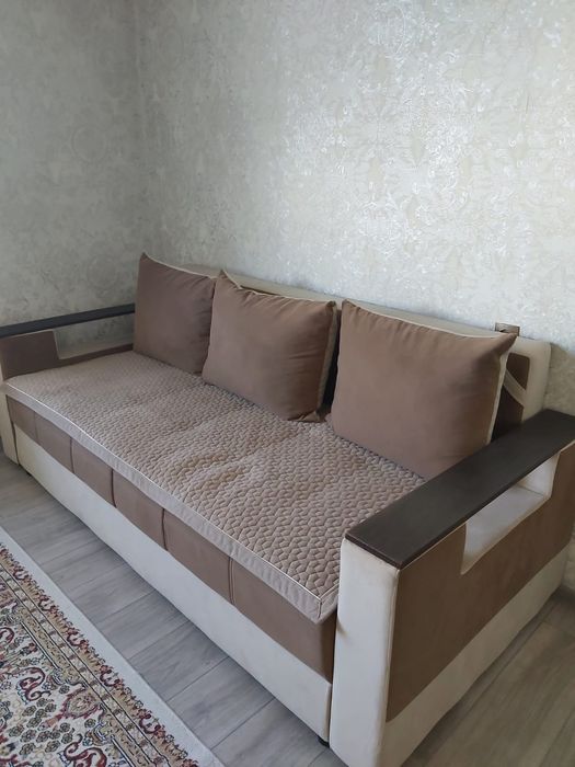 Продам срочно диван