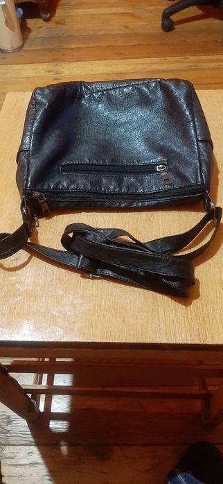 Сумка натуральная кожа мех.в отличном состояние мало пользывалась.