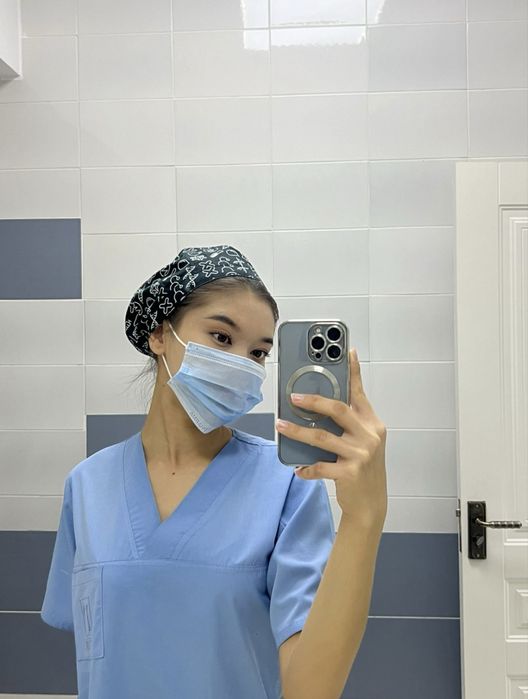 Продам медицинский костюм.