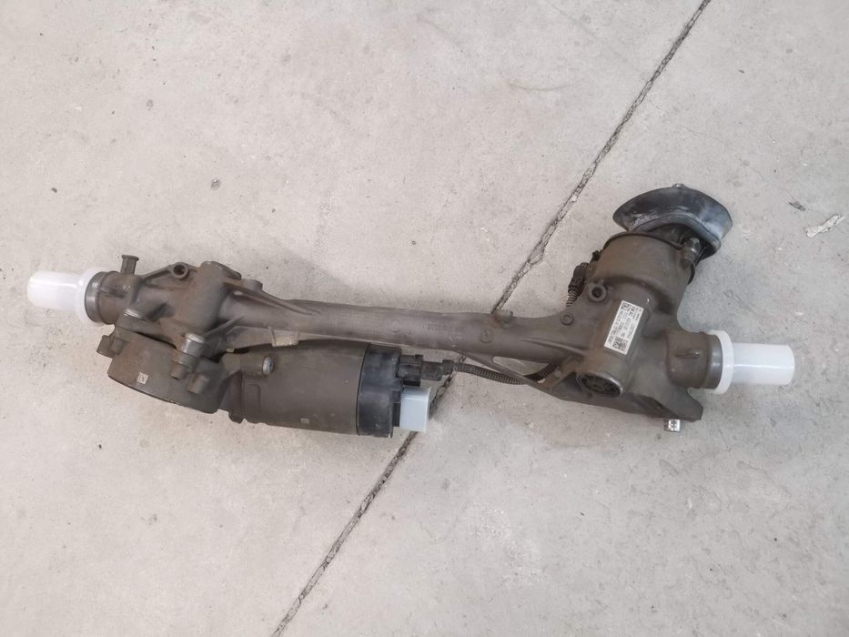 Ауди А3 / Audi A3 8Y Оригинална кормилна кутия в добро състояние