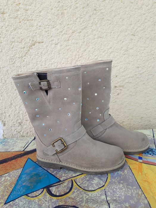 Cizme bej cu detalii decorative, piele intoarsa, Melania, marime 31