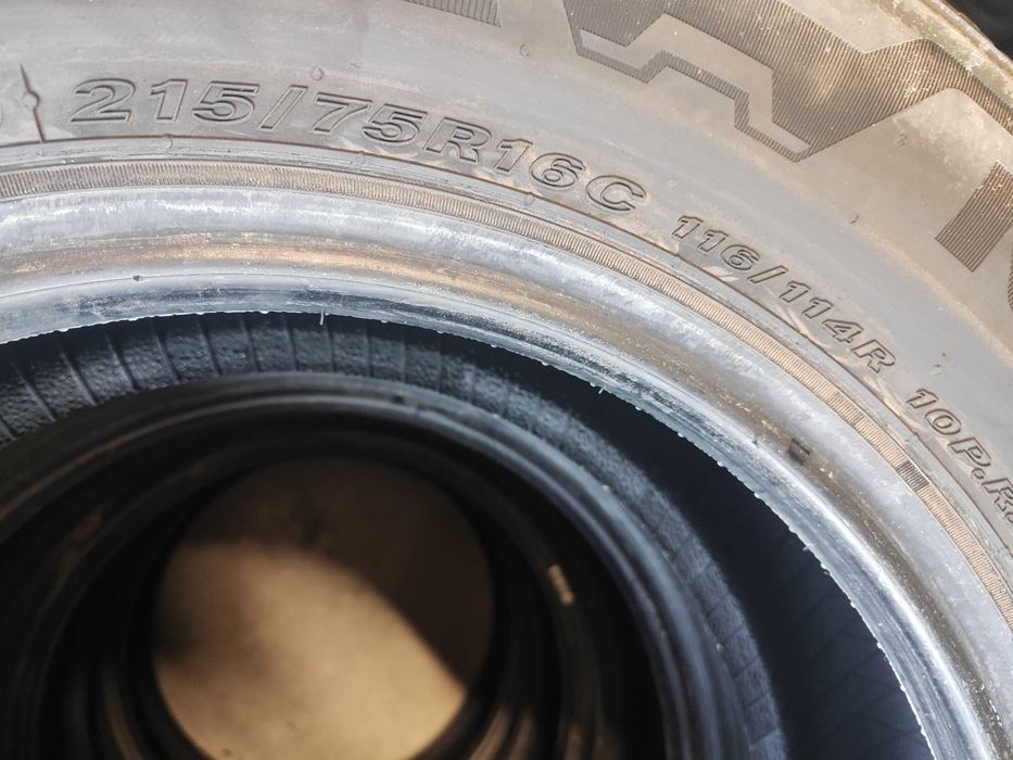 4бр.летни гуми 215/75/16C Nexen