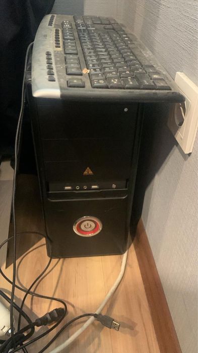 Компьютер бу. Срочно