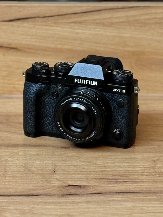 Фотоапарат Fujifilm X-T3 Или бартер за XF 18-135mm f/3.5-5.6 R LM OIS