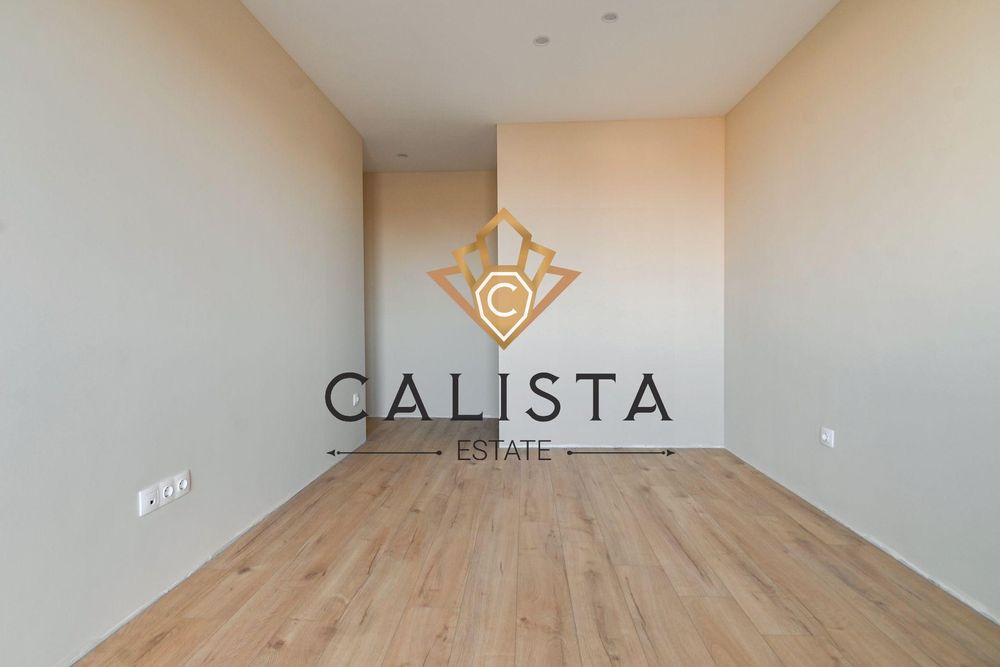 Тристаен апартамент за продажба в ж.к. Карпузица, 2106418