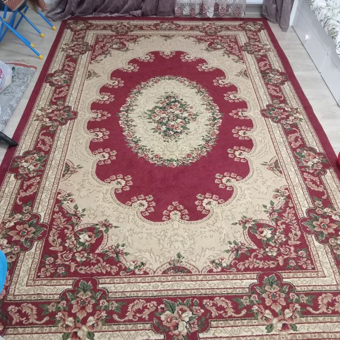 Продам шерстяной ковёр