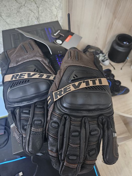Мотоперчатки Revit cayenne Pro