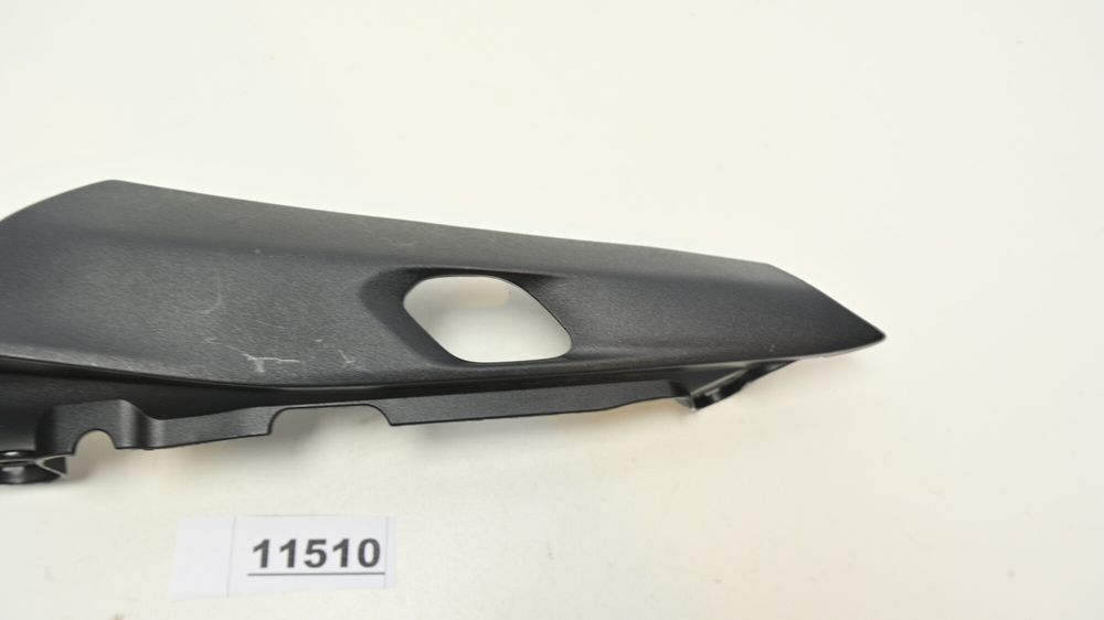 Carena Codita Spate Dreapta Yamaha MT09 / SP 2021 - 2023