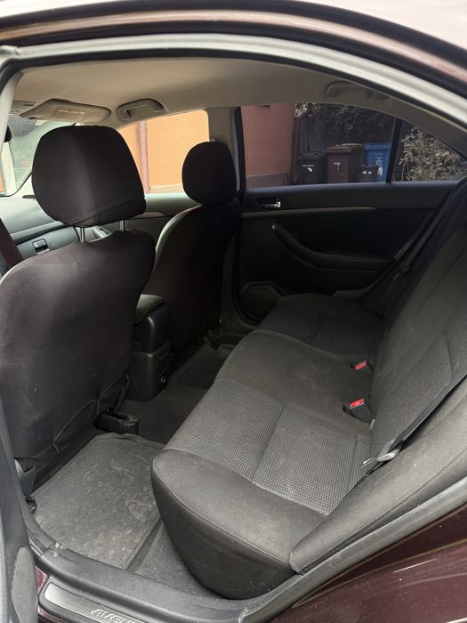 Vand Toyota Avensis