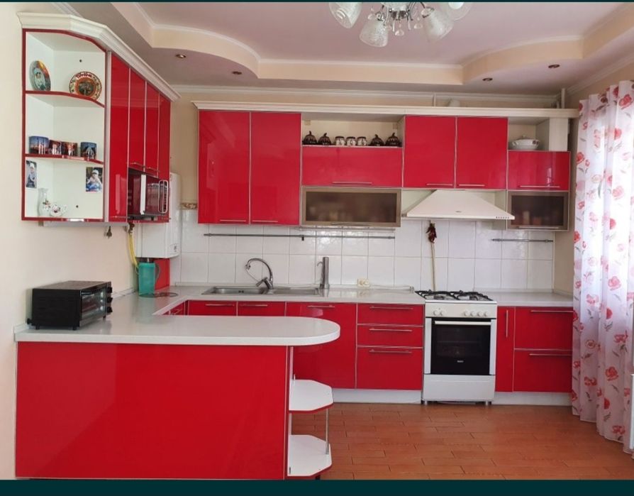 продам Люстры дёшево