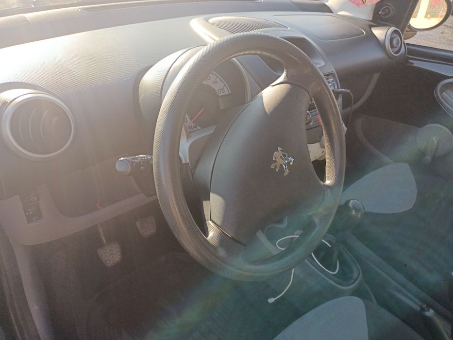 Vand peugeot 107 cu GPL