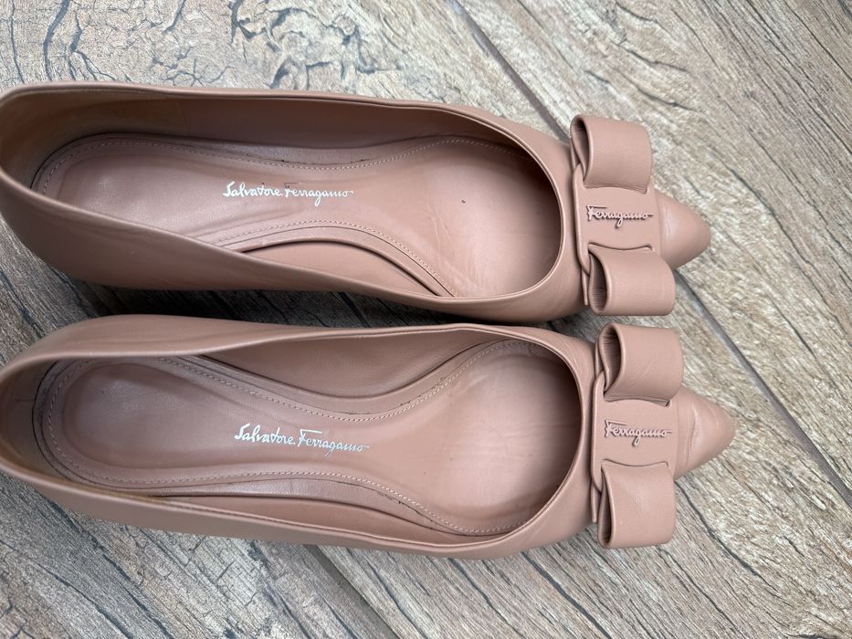 Ferragamo балеринки 39 номер(8 1/2)