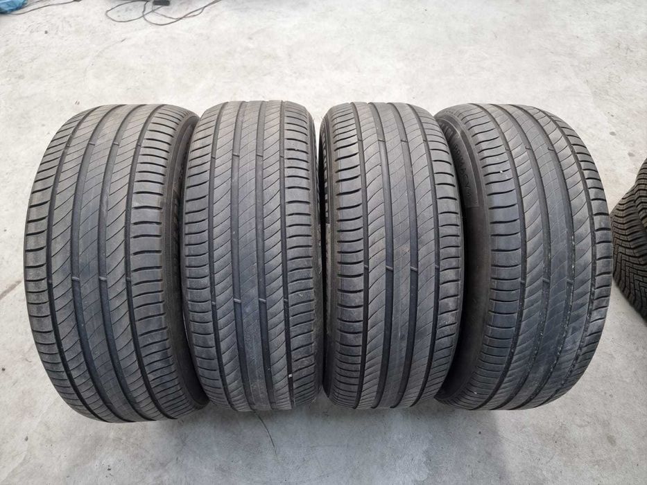 4 Anvelope de VARA 235.55.18 'Michelin' ; stare foarte buna
