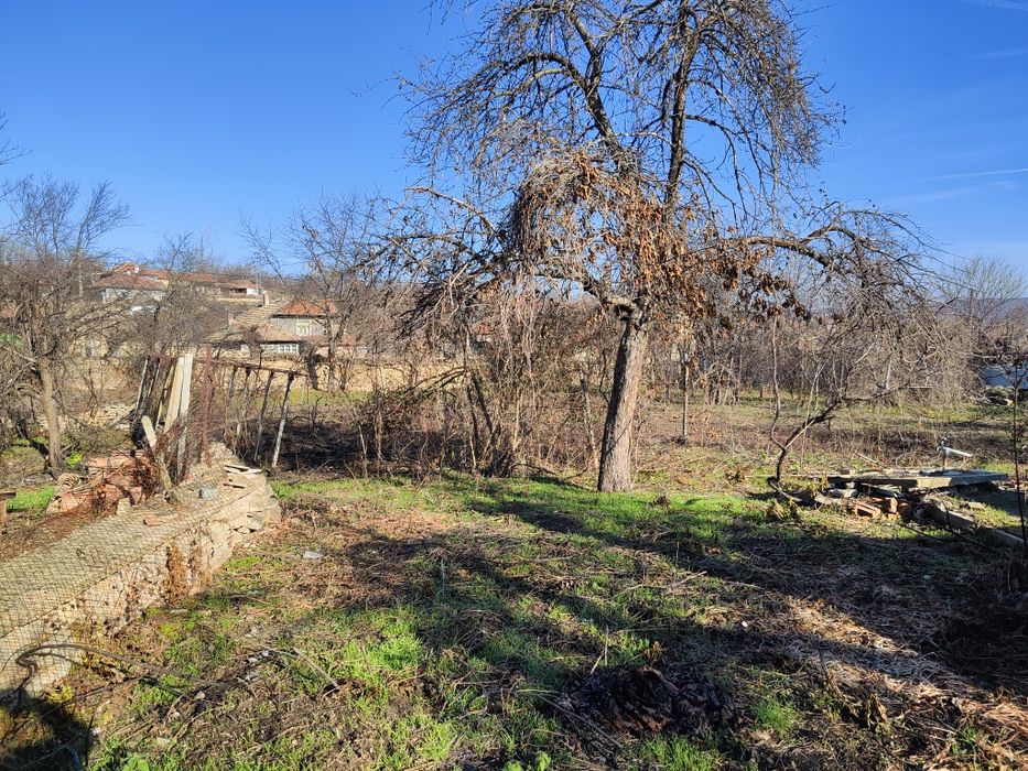 Продава се Къща в с. Куцина, Област Велико Търново - 100 кв.м за 230 €/кв.м - Снимка #2