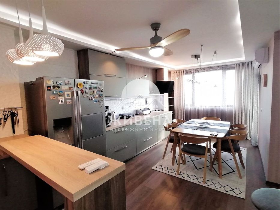 Дава се под наем Четиристаен апартамент в Варна, Чайка - 152 кв.м за 1246.44 € - Снимка #1