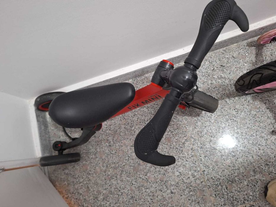 Tricicleta/ Bicicleta Copii 3 in 1 - ajustabila. Trike Fix Mini