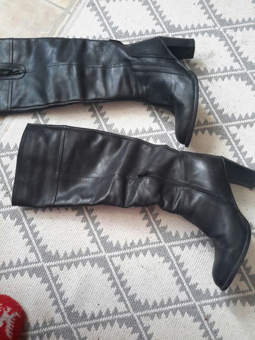 Кожаные сапоги от Promod