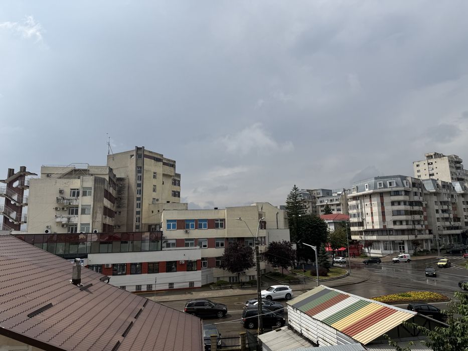 Vand apartament 2 camere bloc nou