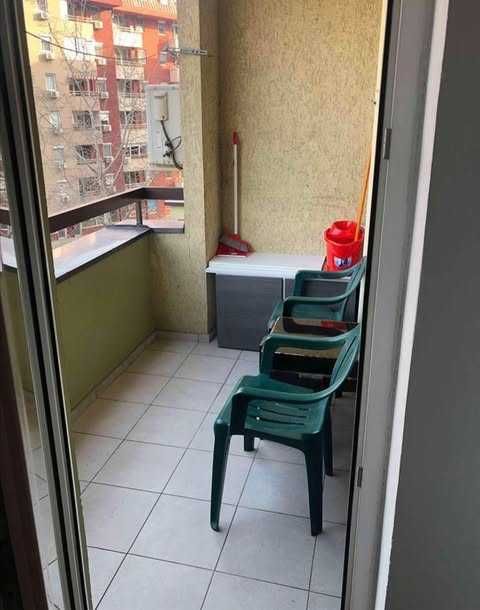 Двустаен имот в кв.Разсадника
