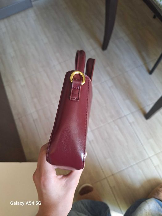 Винено червена, Y2K чанта с charm и допълнителна дръжка