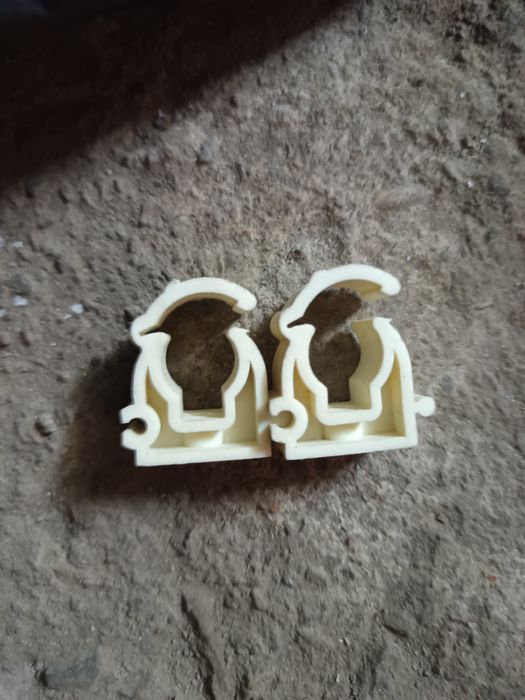 Клипсы пластиковые