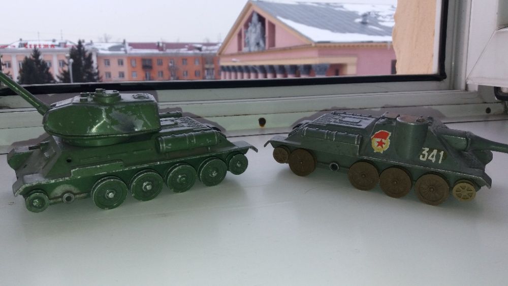 Продам советские игрушки