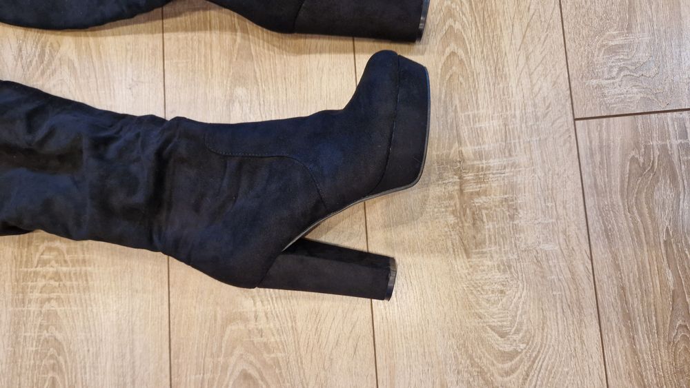 Чизми от велур 38 номер