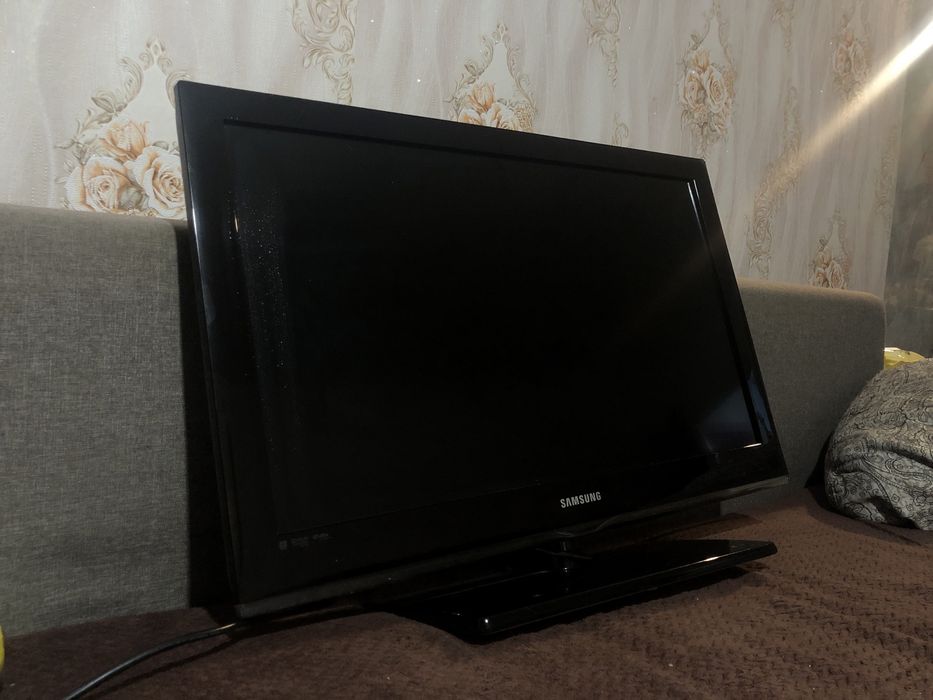 Продам телевизор