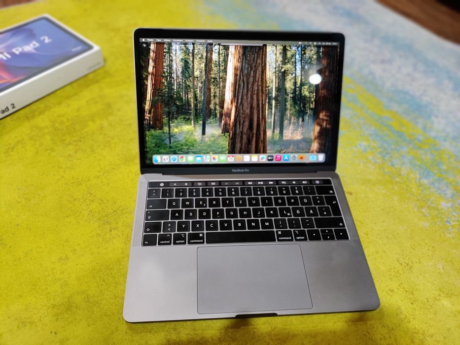 MacBook Pro 13 / 2019 TouchPad / 2.7 i5 / 512 gb /16 GB