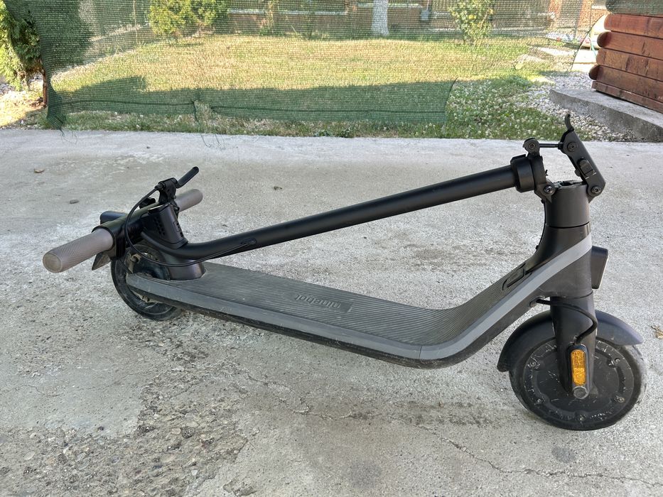 Ninebot KickScooter E2