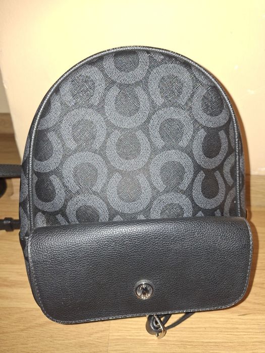 Оригинални чанти,Guess,Moshino,Valentino