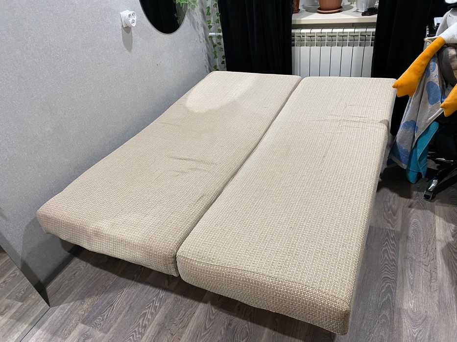 Продам диван для детской