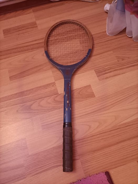 Rachete tenis vechi și geanta