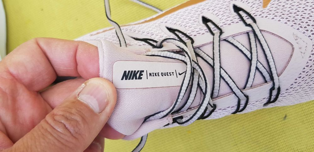 Оригинални маратонки Nike Quest